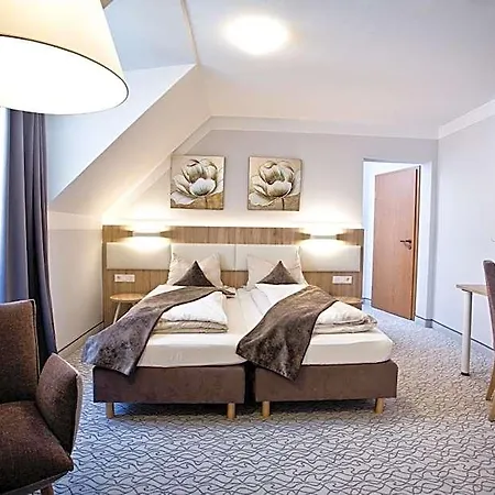 Amtsstueble & Restaurant Hotel Mosbach (Neckar-Odenwald)