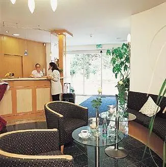 阿姆兹图博尔餐厅酒店 3*