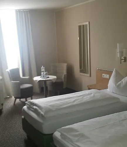 阿姆兹图博尔餐厅酒店