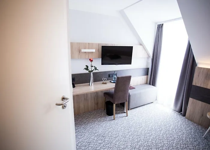 阿姆兹图博尔餐厅酒店 莫斯巴赫