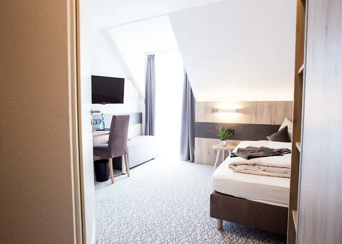 阿姆兹图博尔餐厅酒店